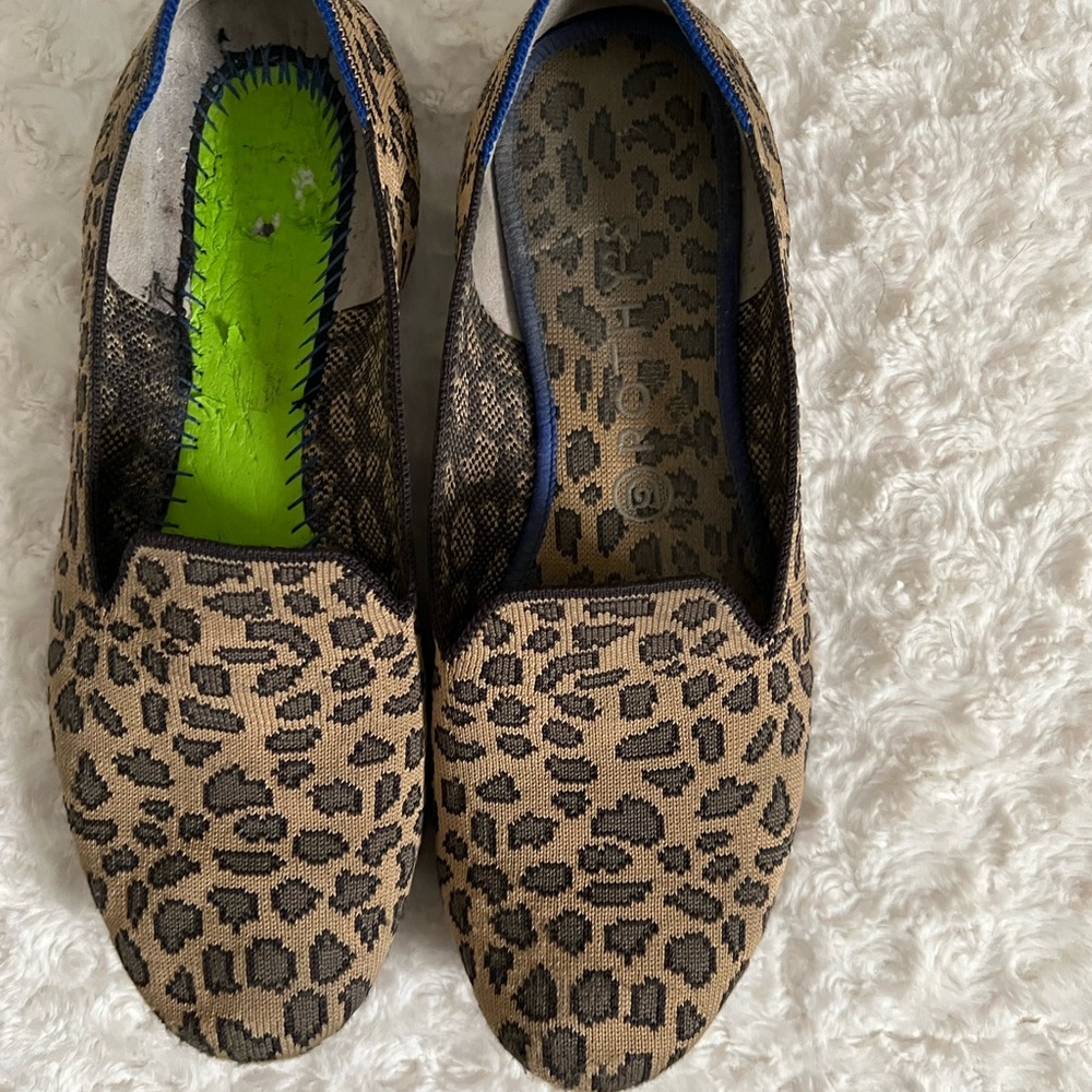 Rothy’s size 10 leopard loafers
